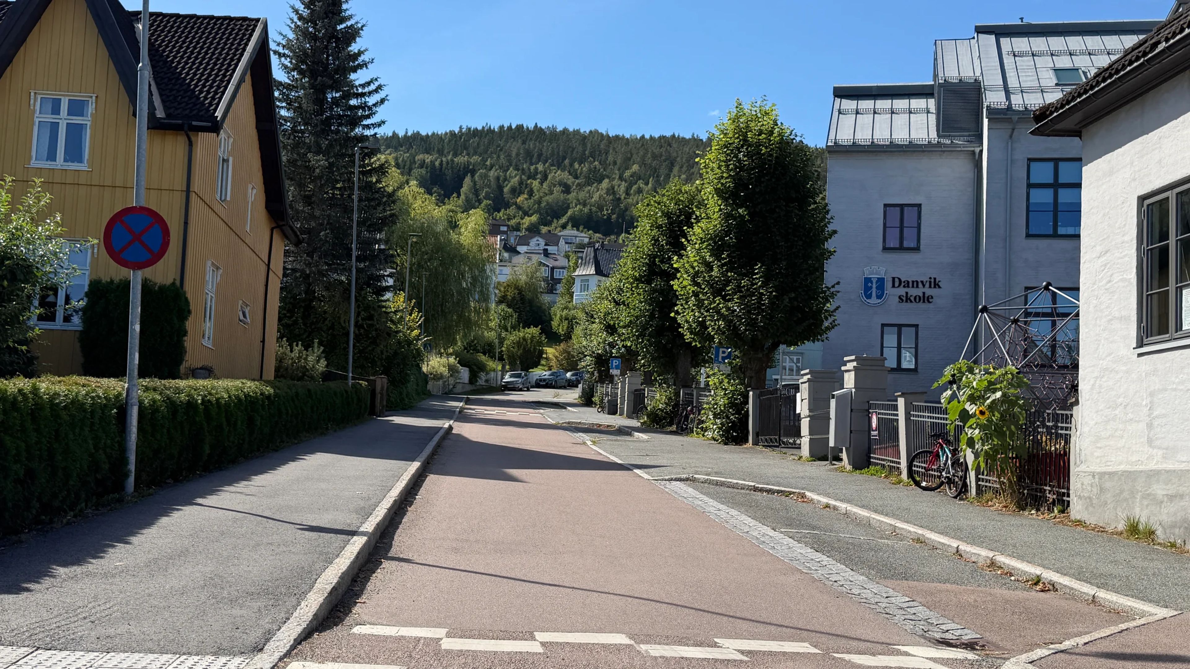 Bli med i Lesepanelet til HALLLO!