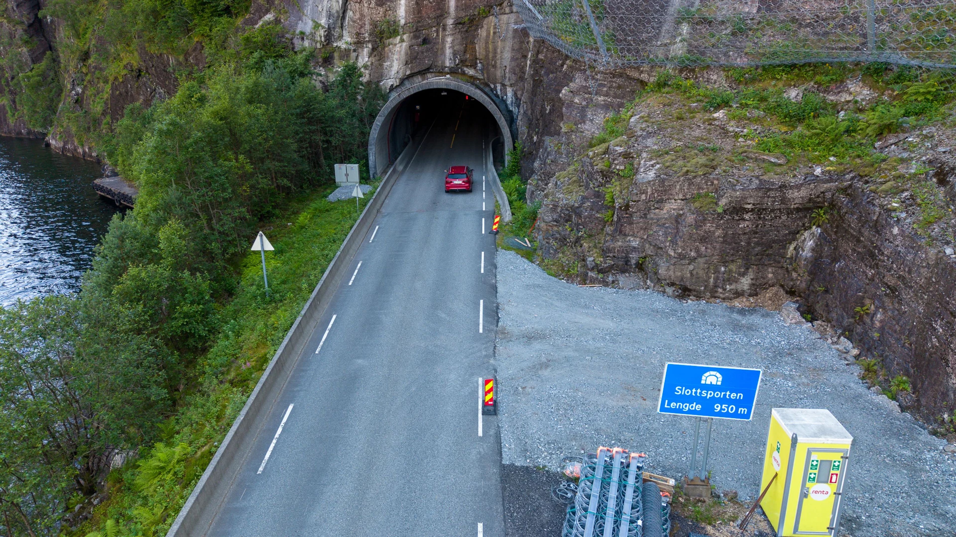 38,5 prosent av modølingane pendlar ut for å jobbe