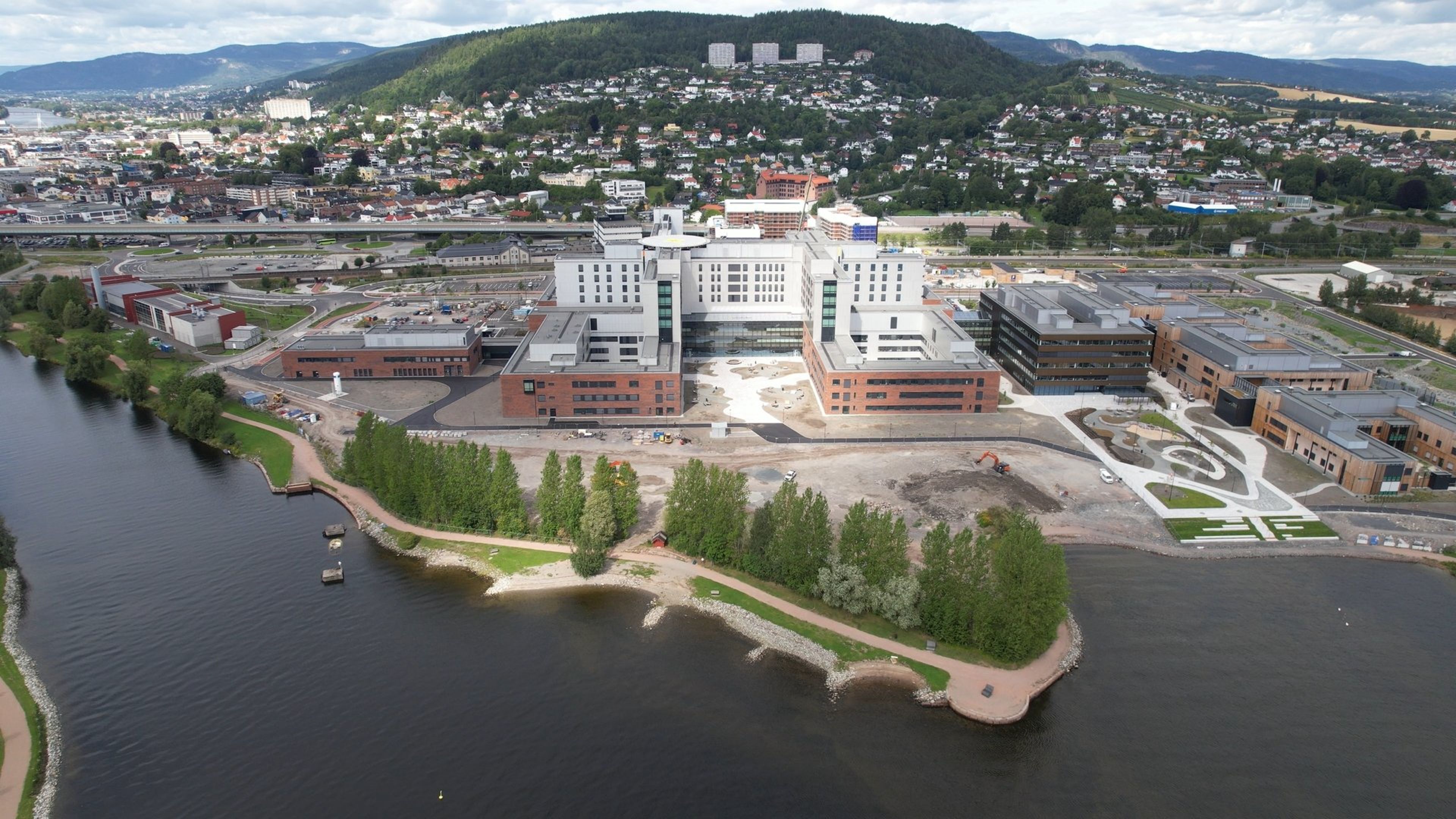 Drammen sykehus sett fra luften.