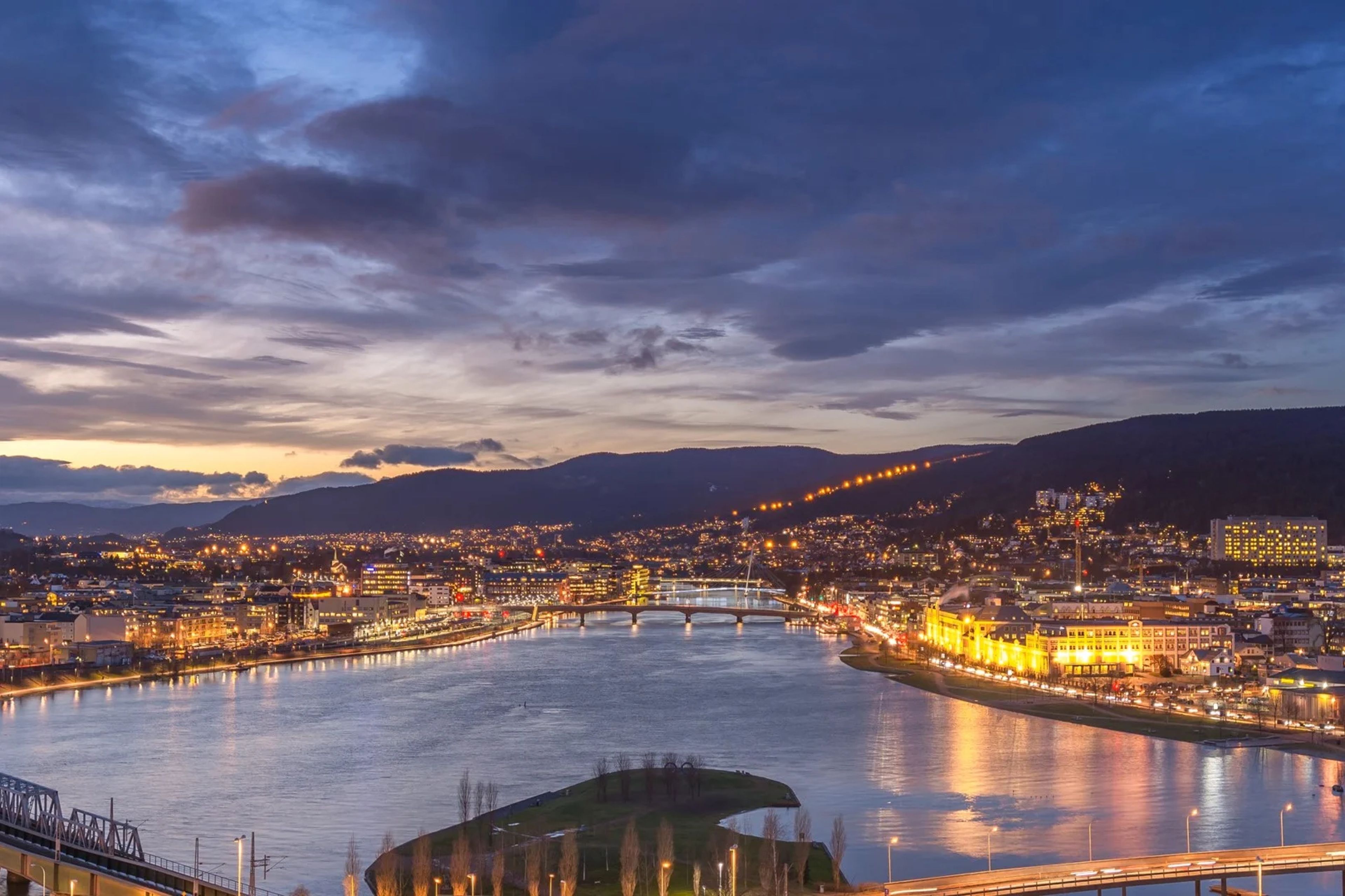 Drammen By