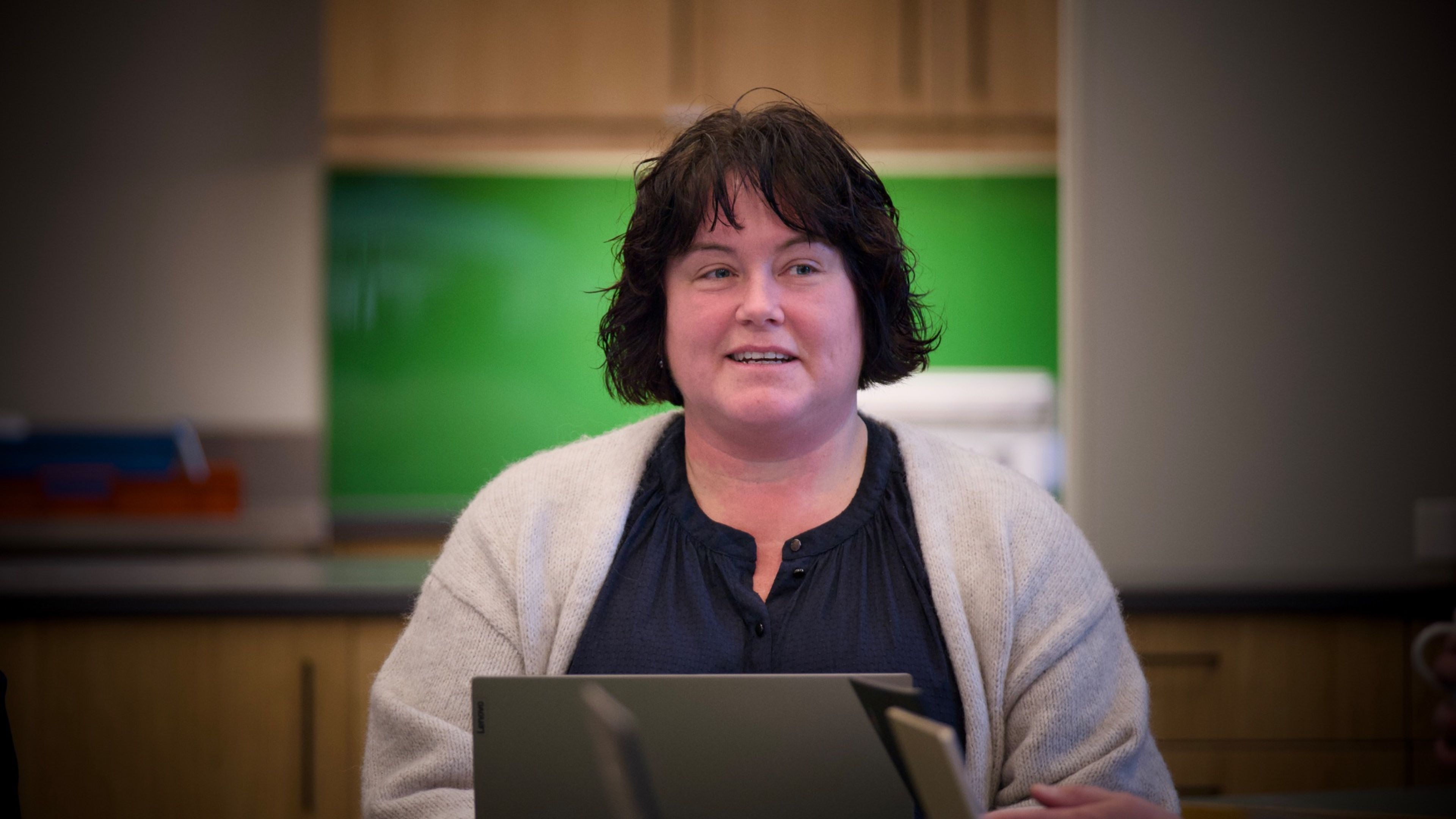 – Stikk innom for en prat